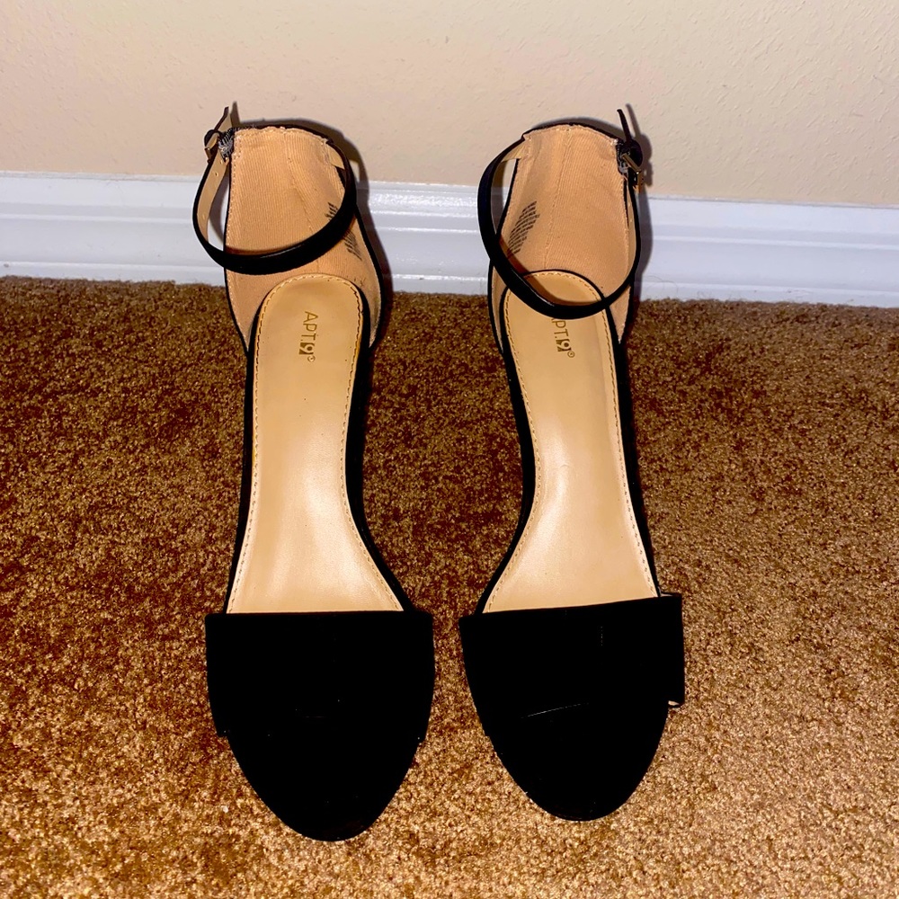 Apt 9 Black Classic Heels size 9.5
